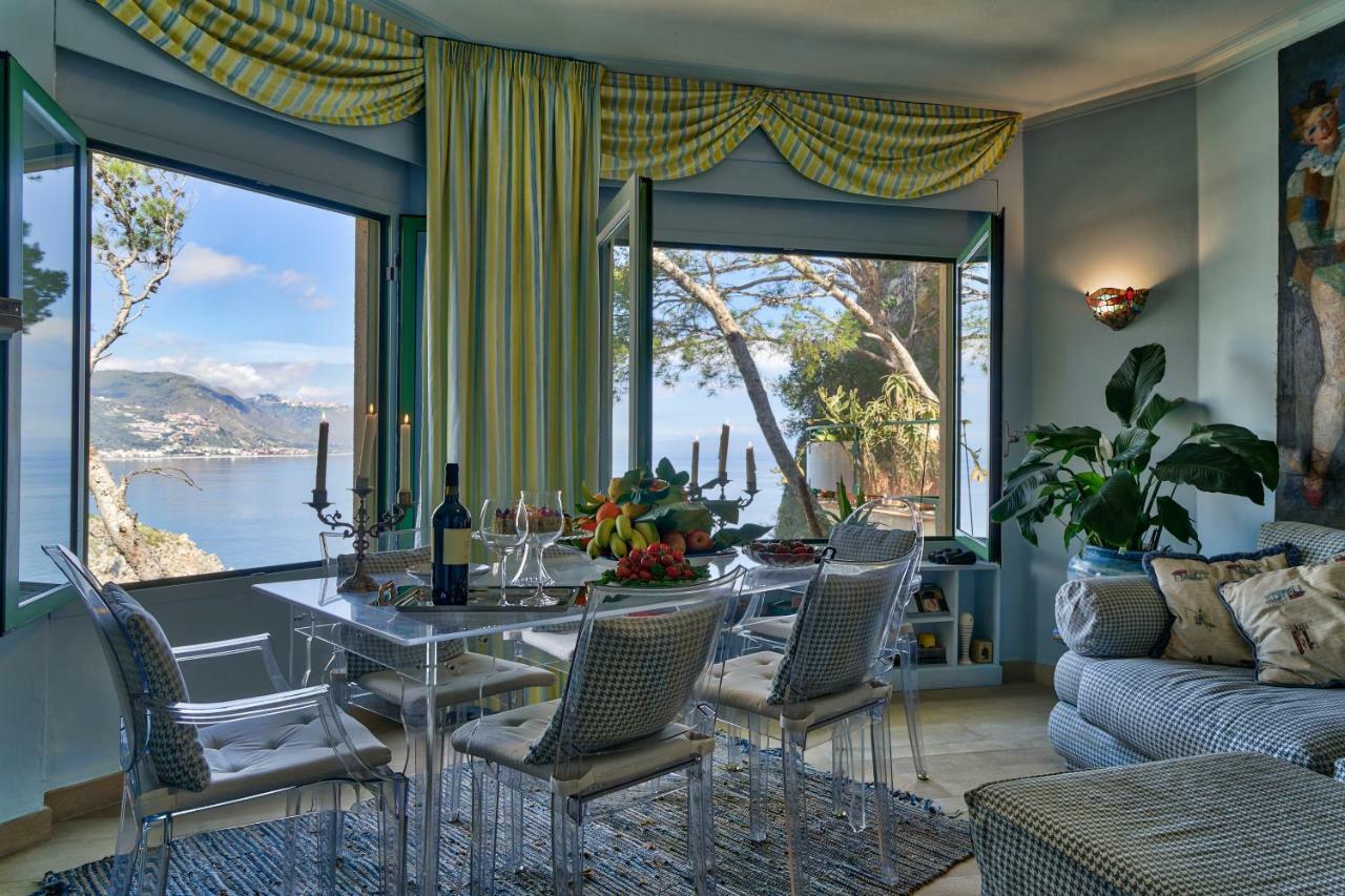 Luxury Apartment And Charm Sea View Isola Bella Taormine Extérieur photo